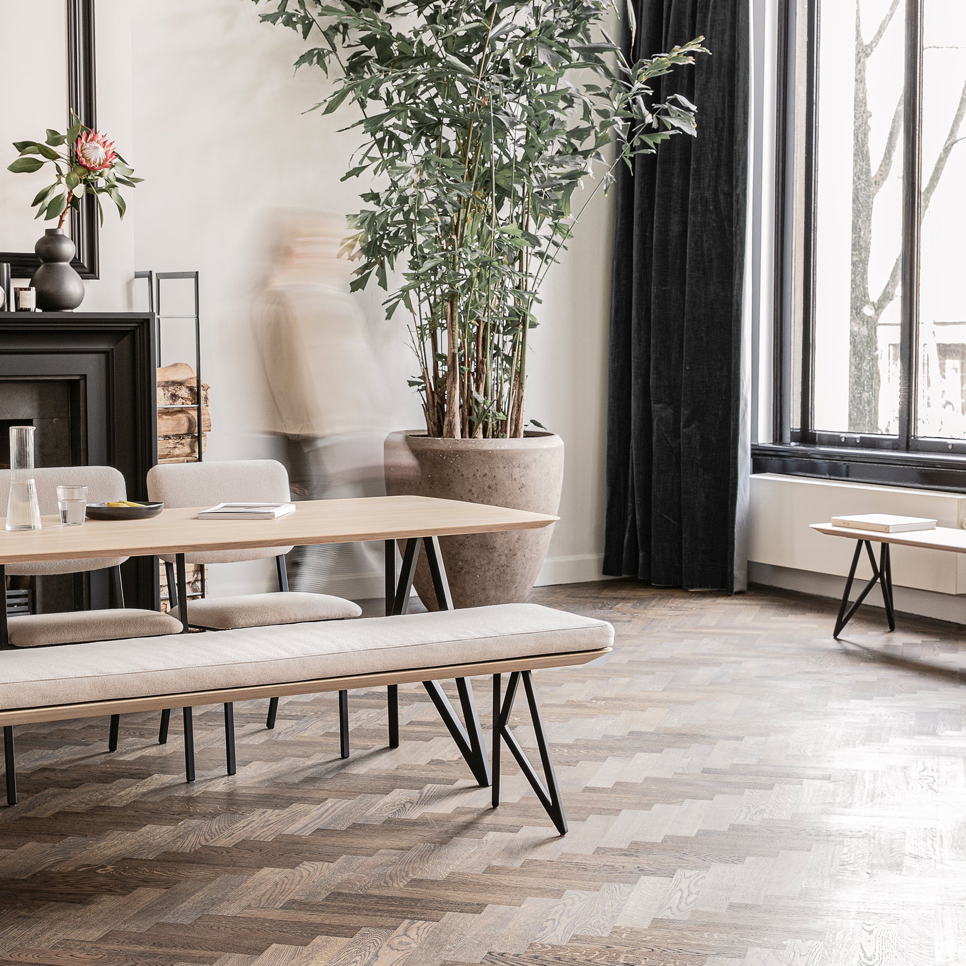 Butterfly Dining Bench Oak natural lacquer 140cm