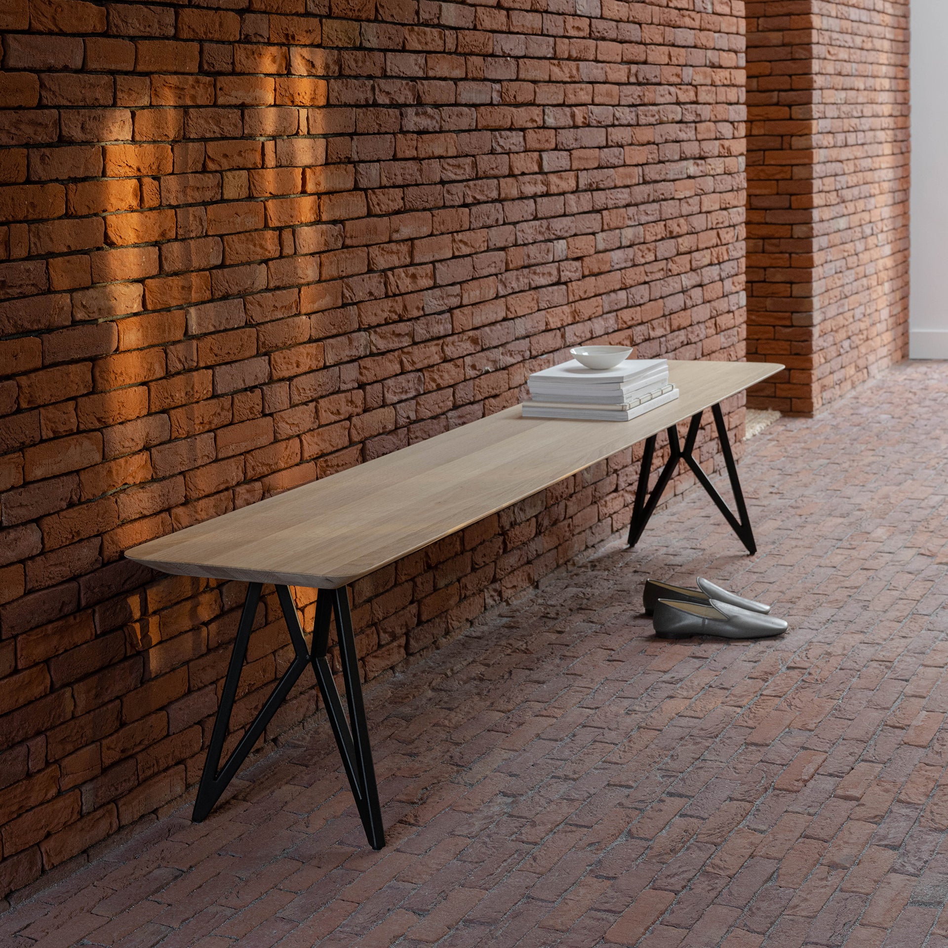 Butterfly Dining Bench Oak natural lacquer 140cm