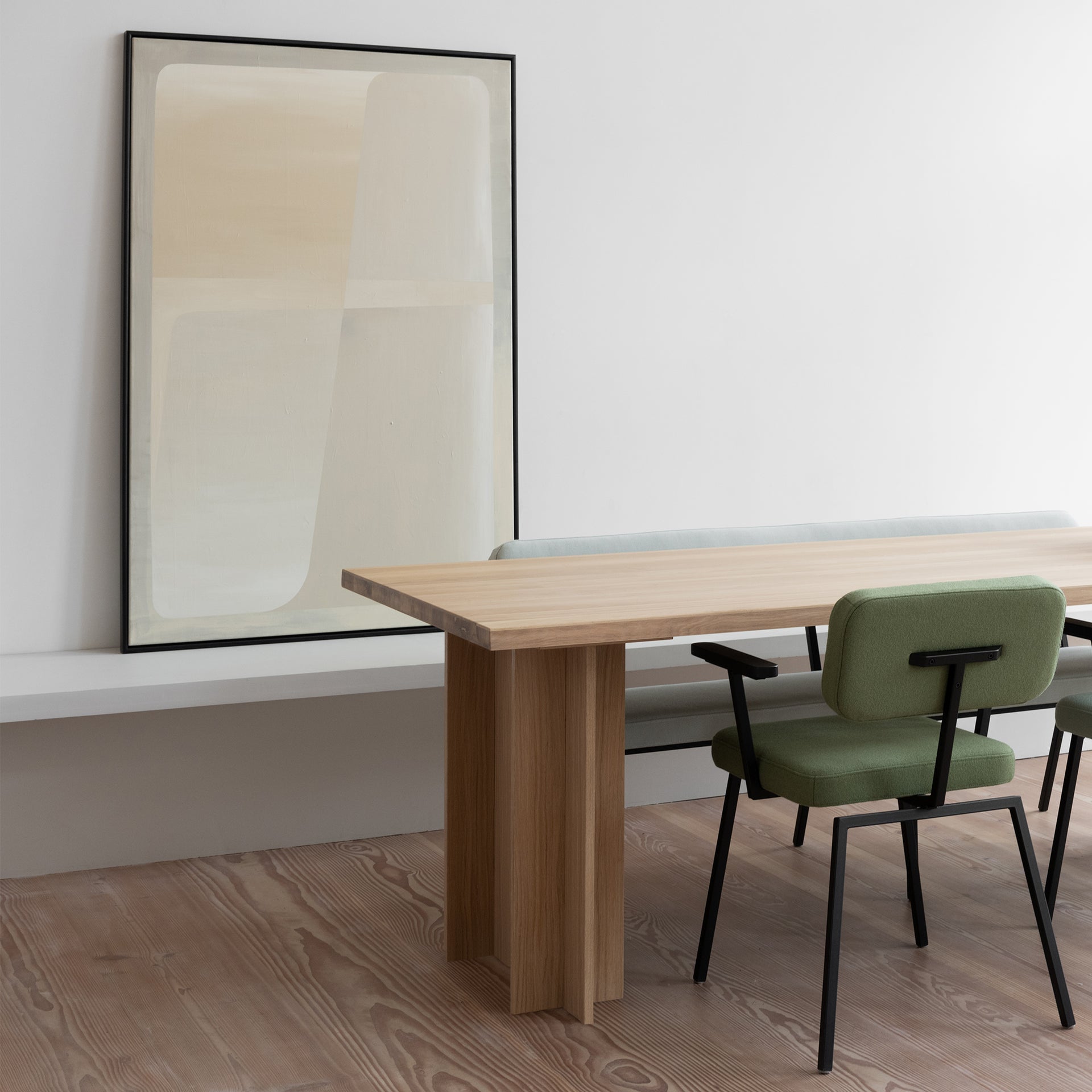 Column dining bench Oak black stain 180cm tapered