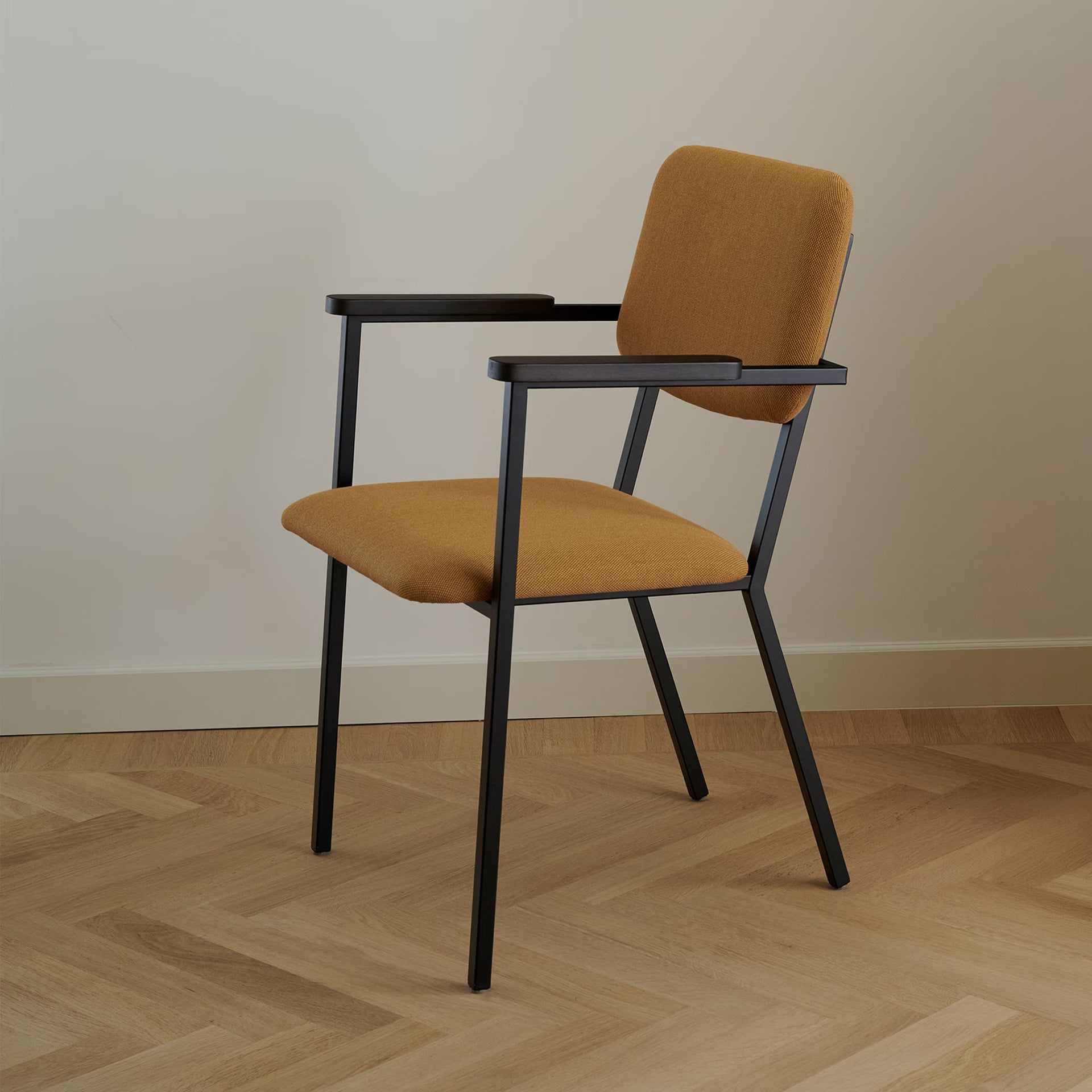Co dining chair with armrest