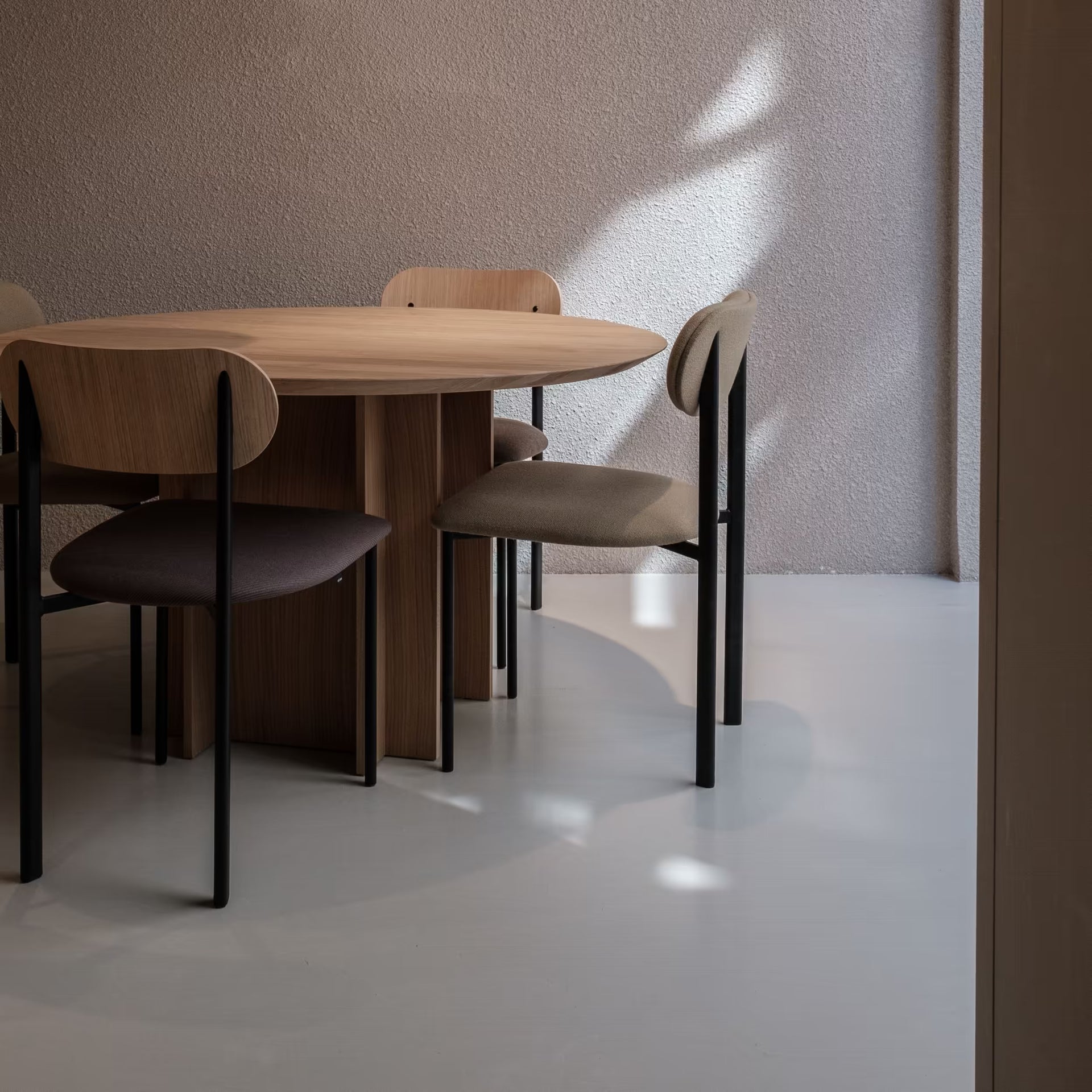 Rectangular Oak natural lacquer dining table