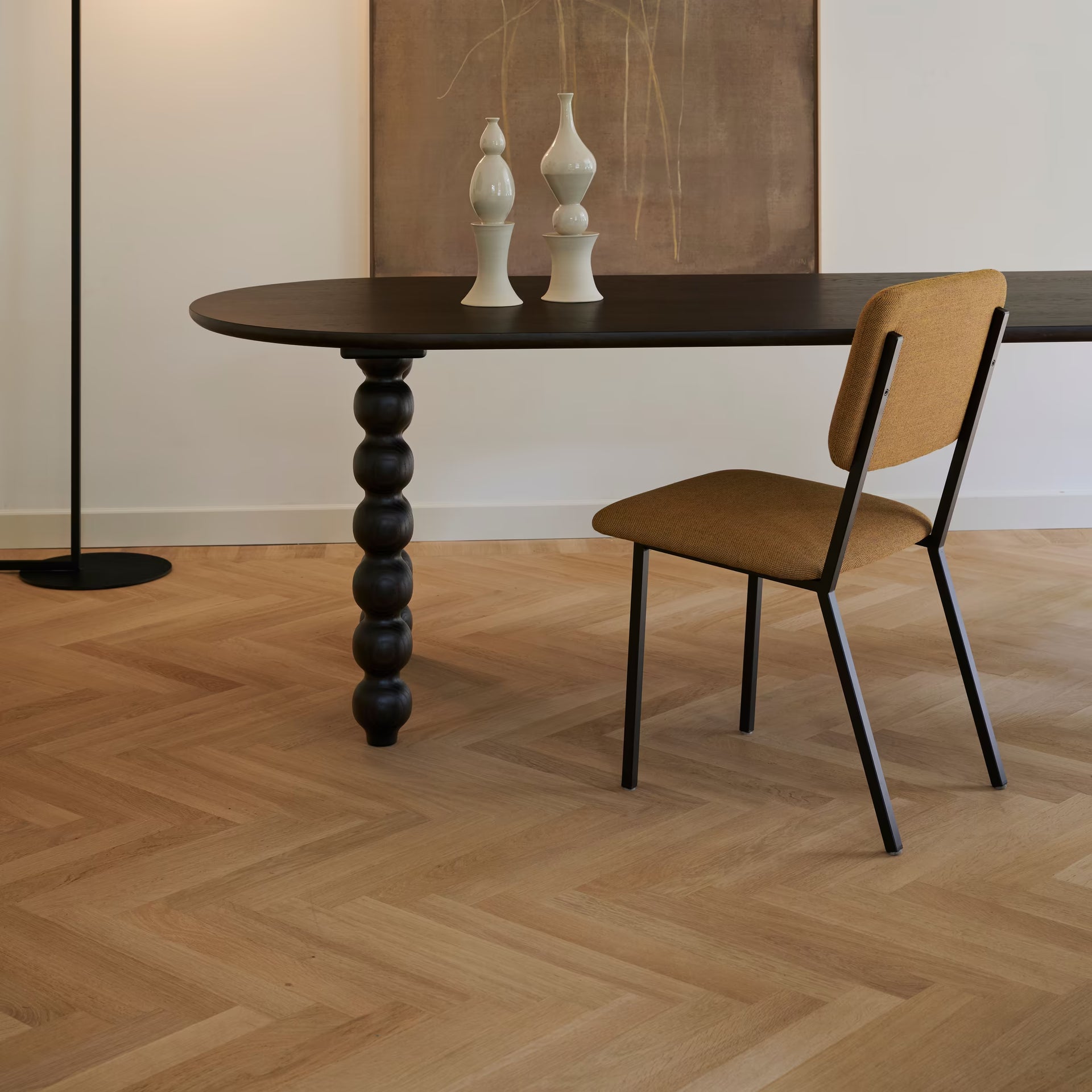 Co dining chair with armrest