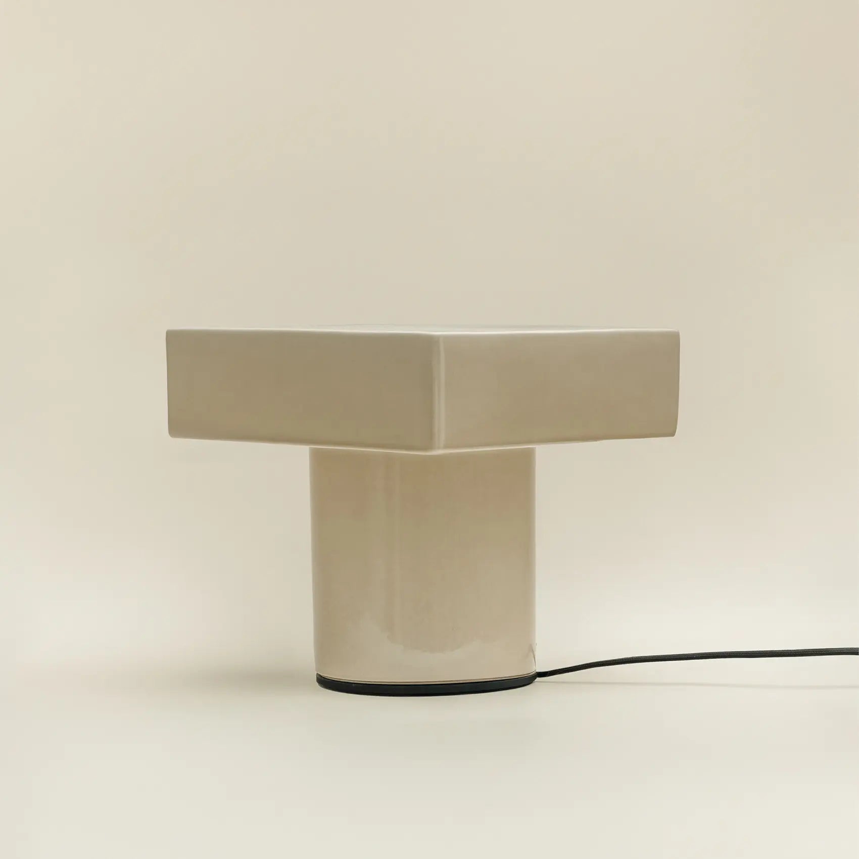 Display table lamp Beige