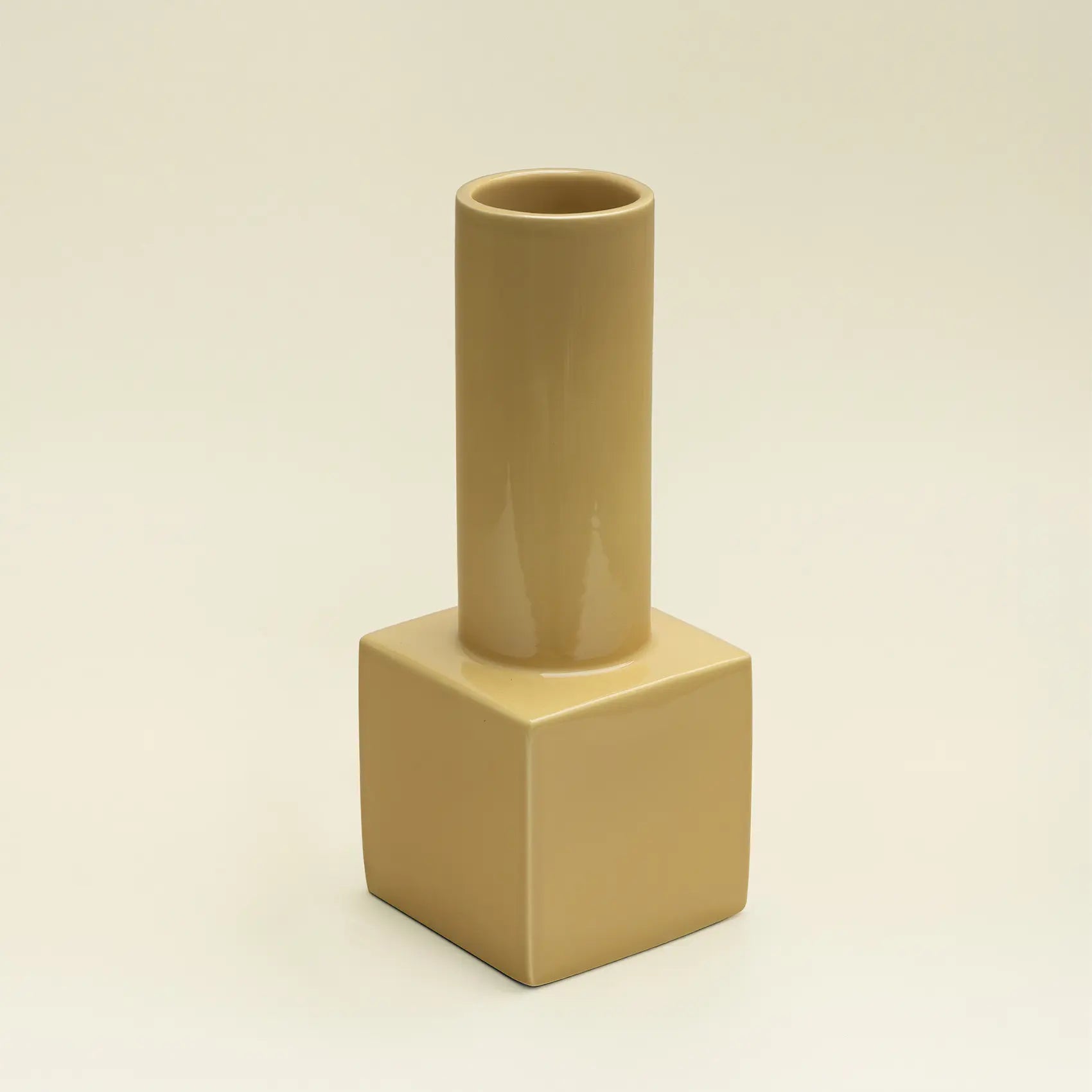 Display vase Butter yellow