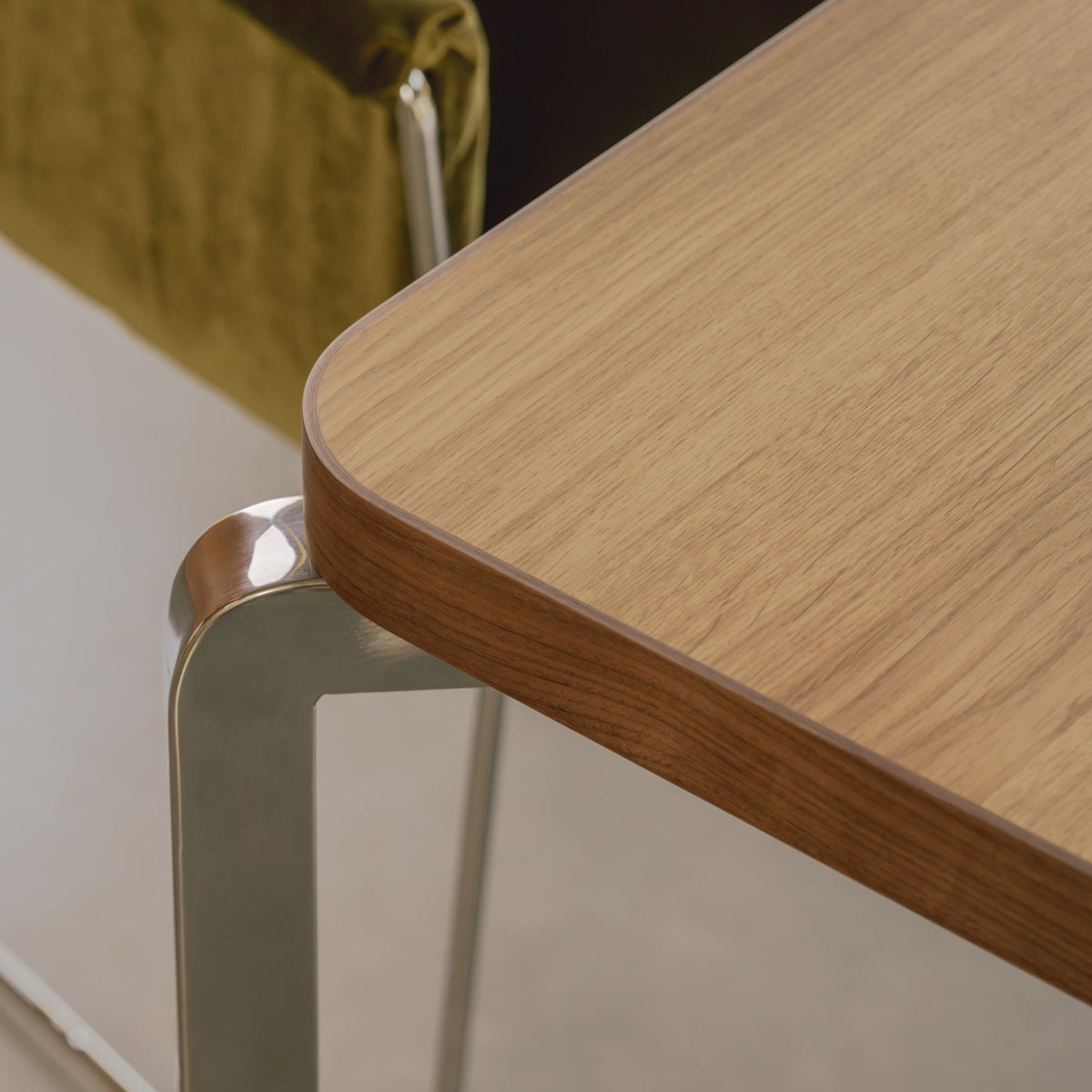 Arc Rechthoekig Eiken hardwax naturel light chroom eettafel