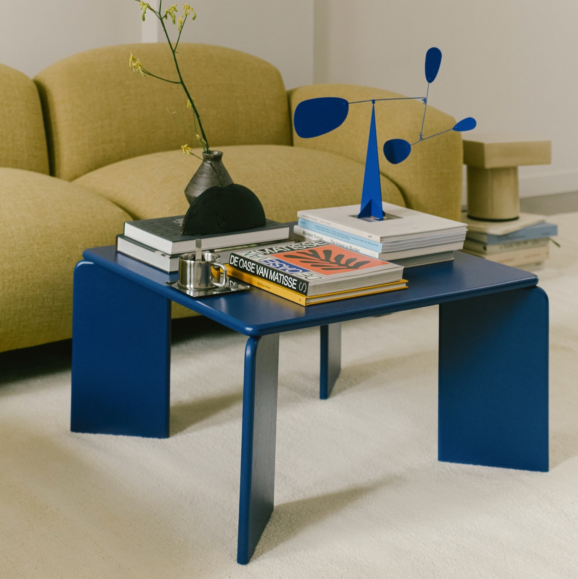 Soft coffee table