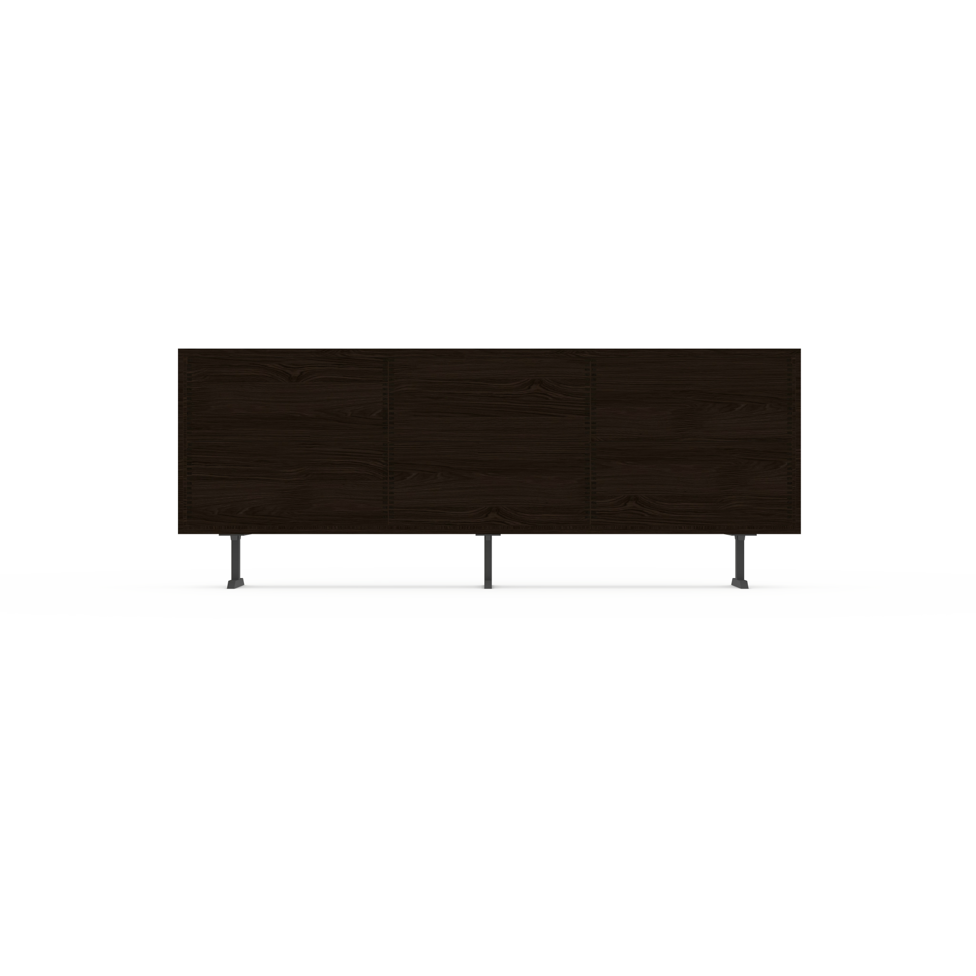 The Dresser 32
