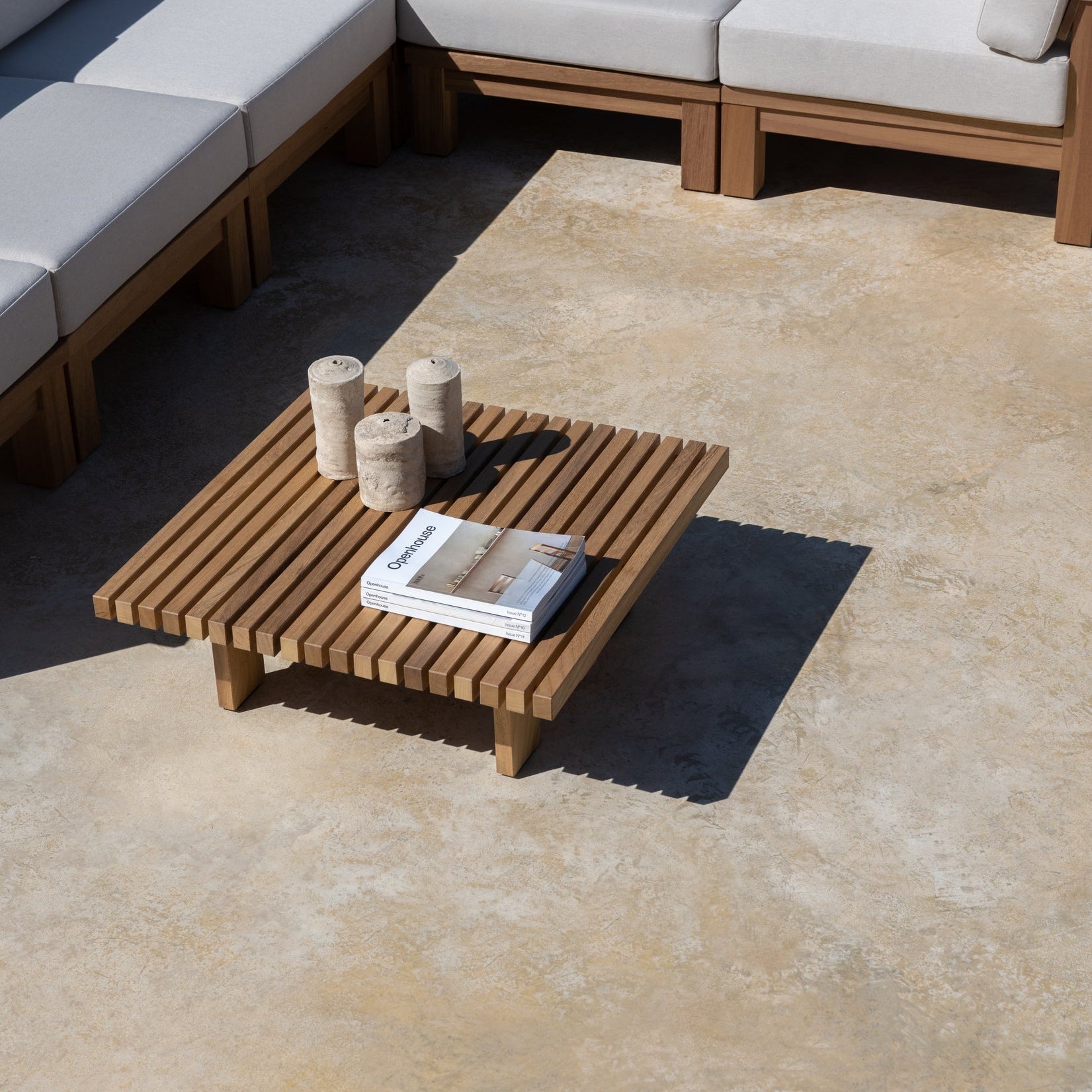 Elements coffee table outdoor