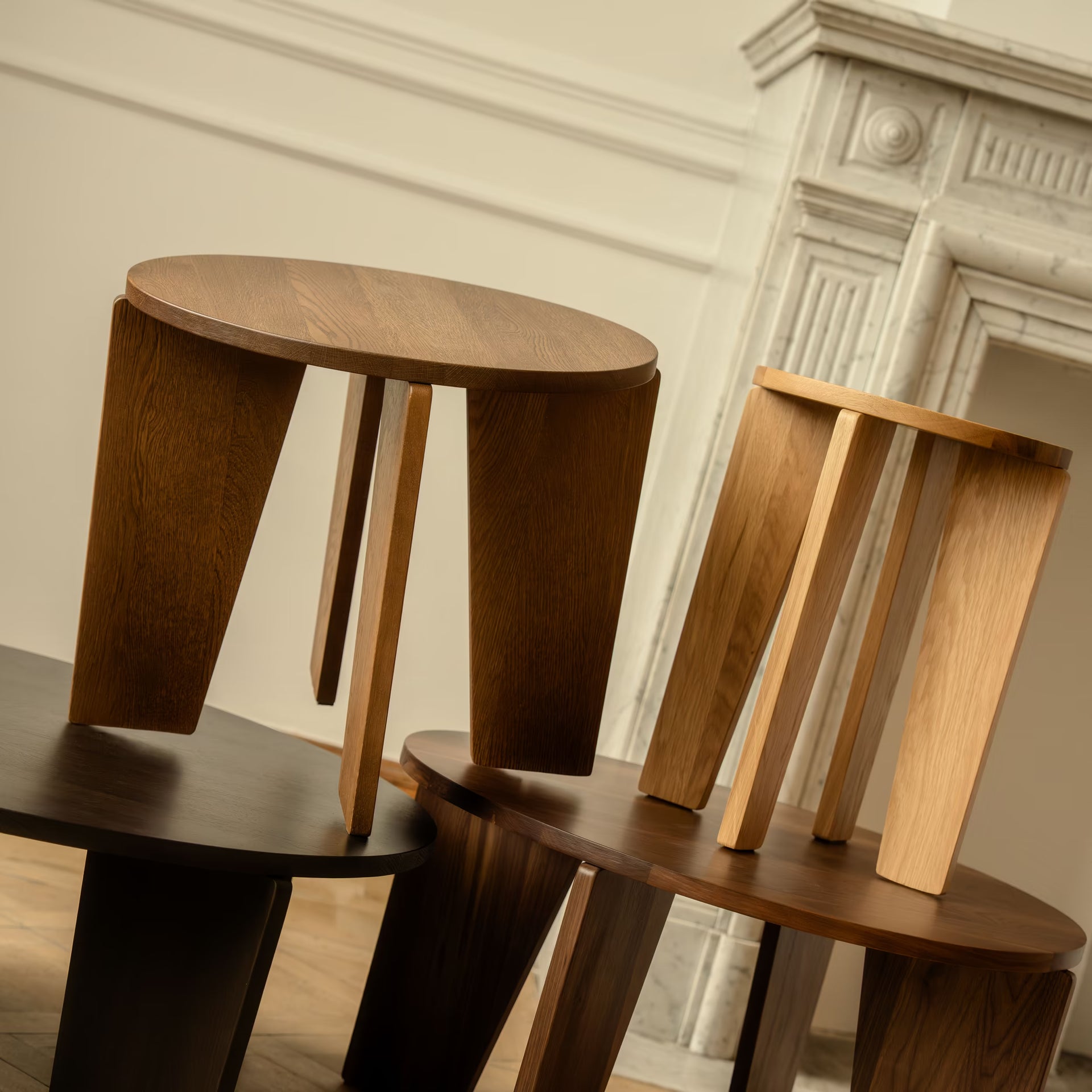 Taper coffee table