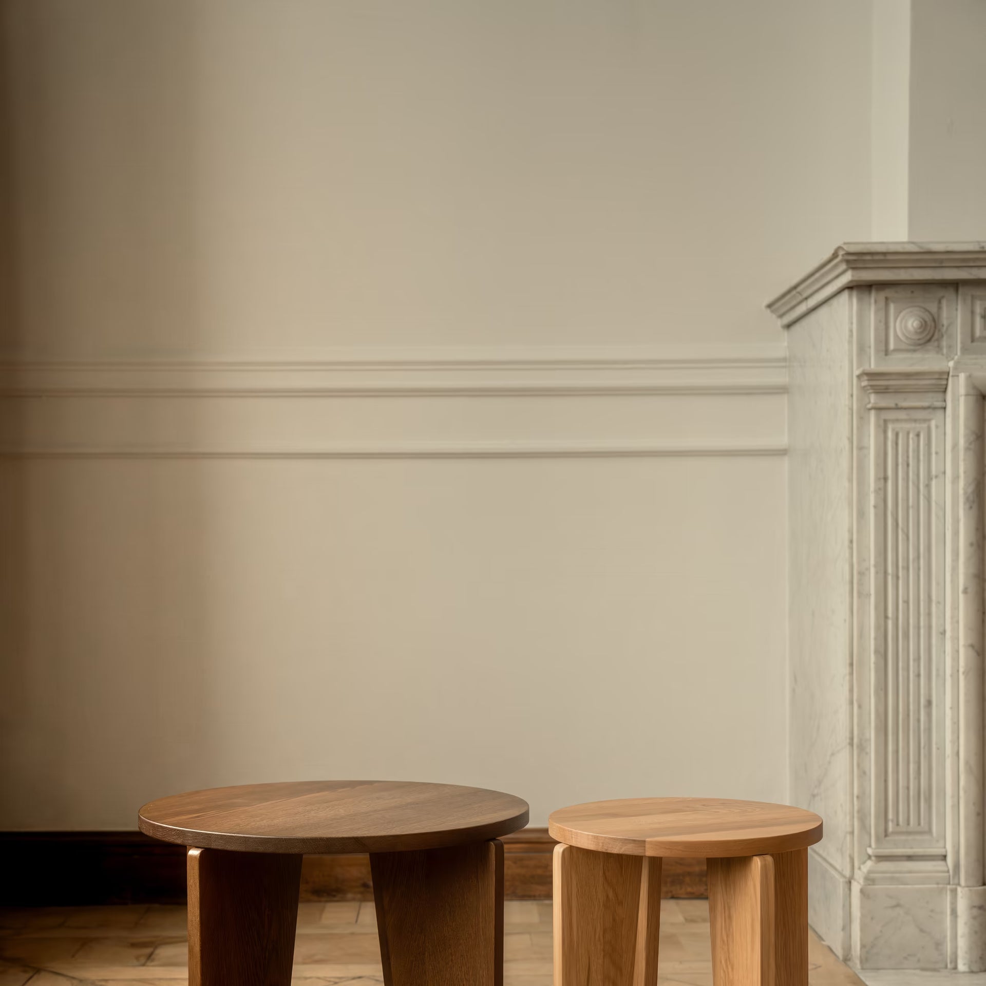 Taper coffee table