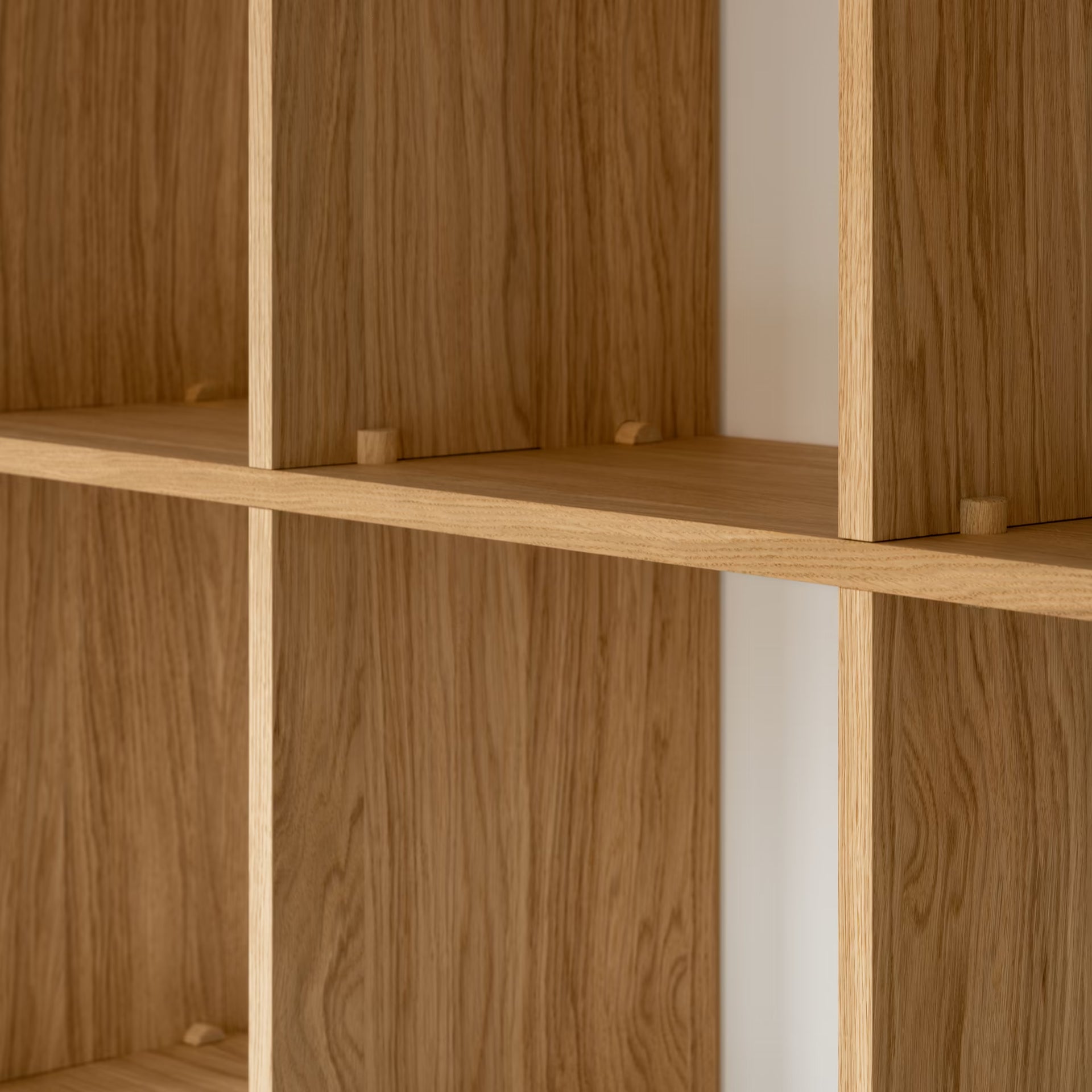 Column Cabinet