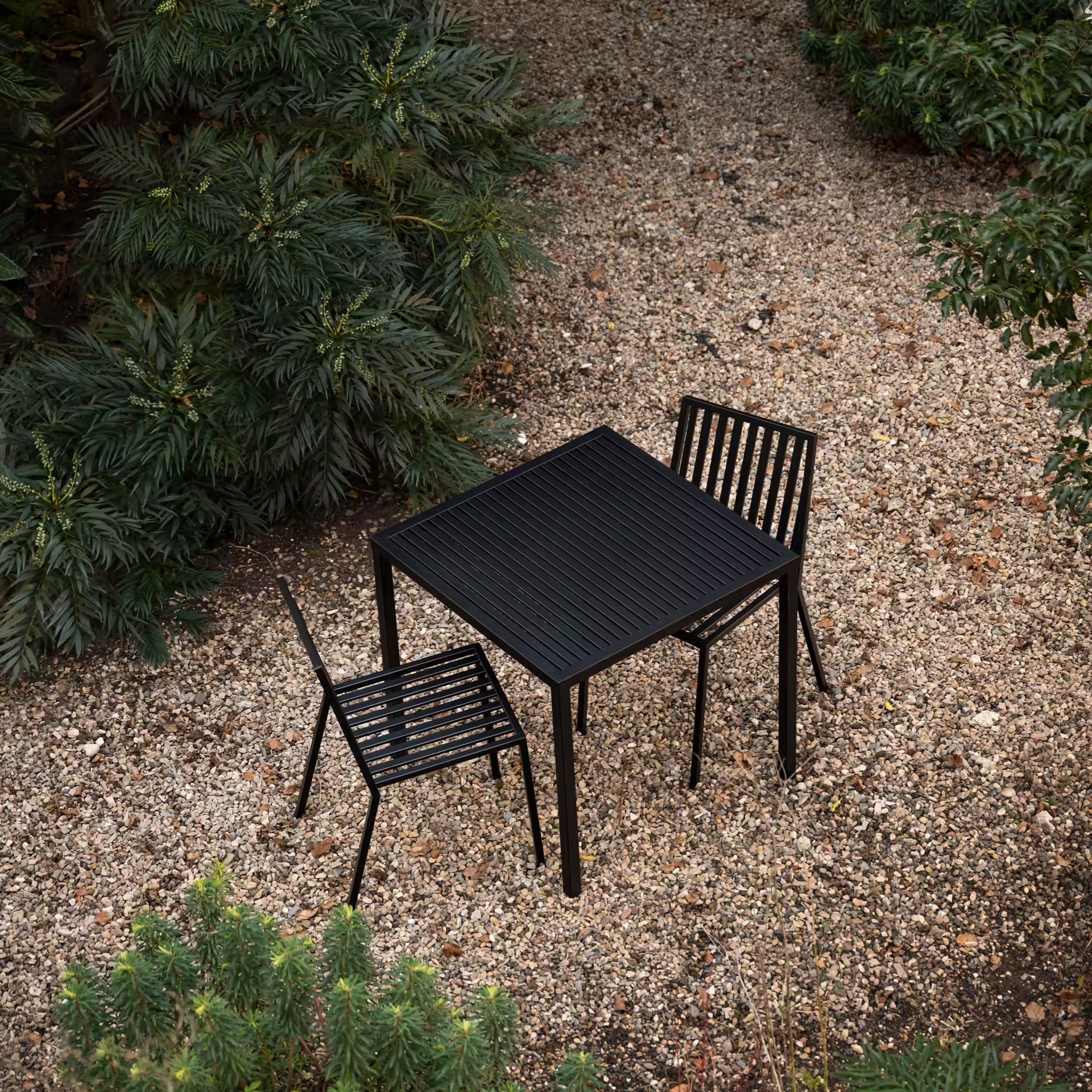 Trace garden table kaki grey
