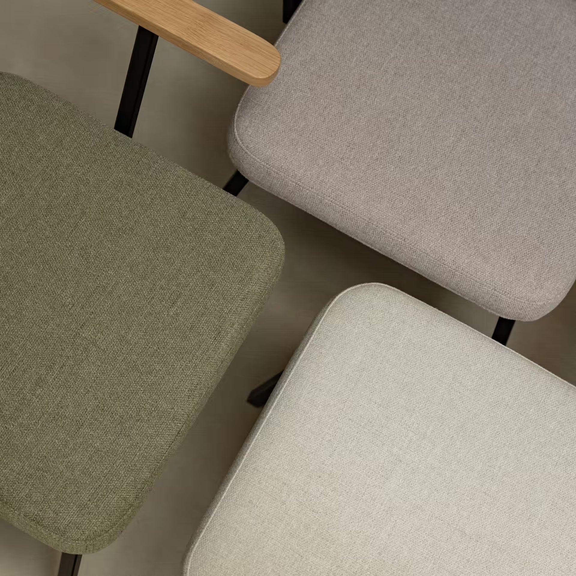 Ode dining chair