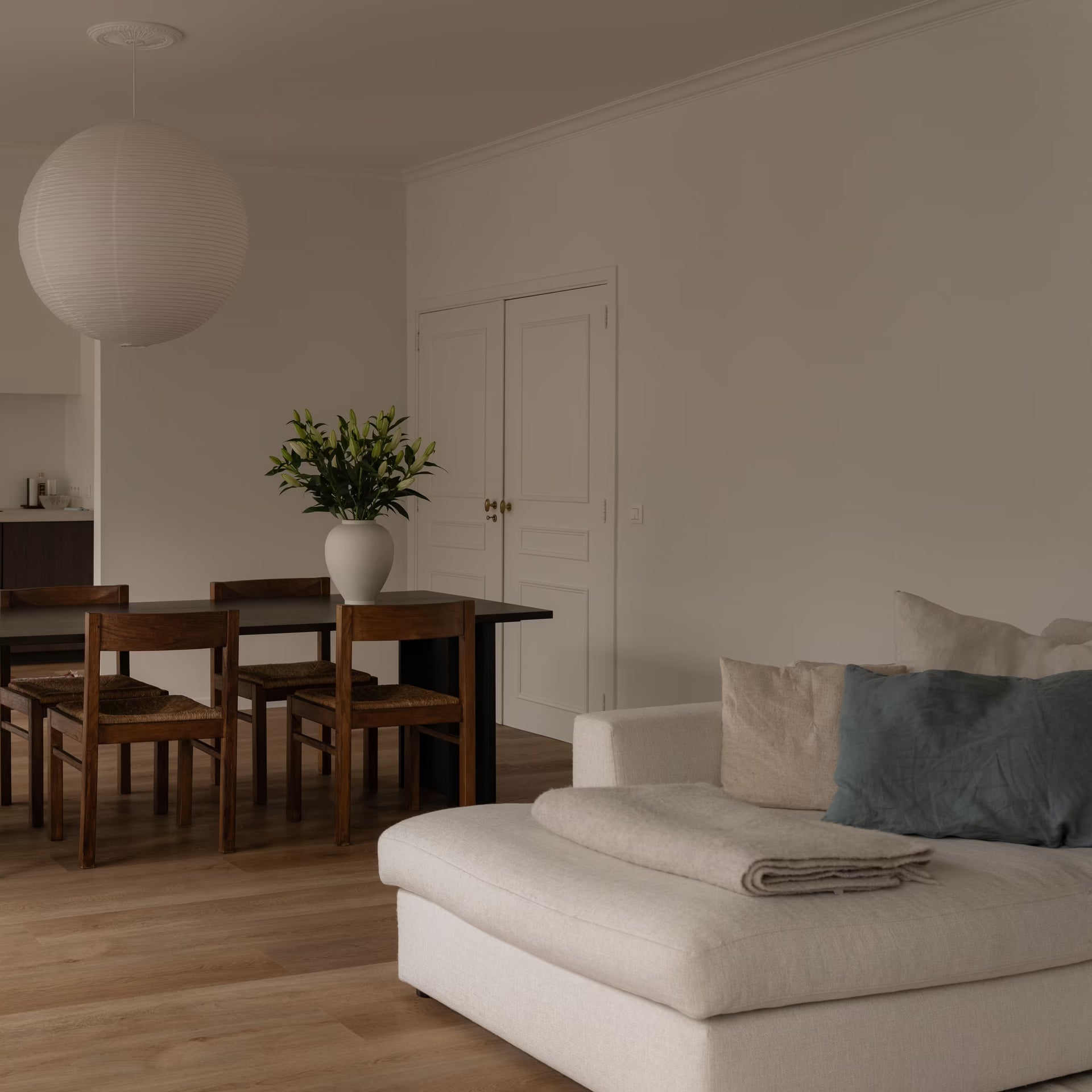 Rectangular Oak natural lacquer dining table