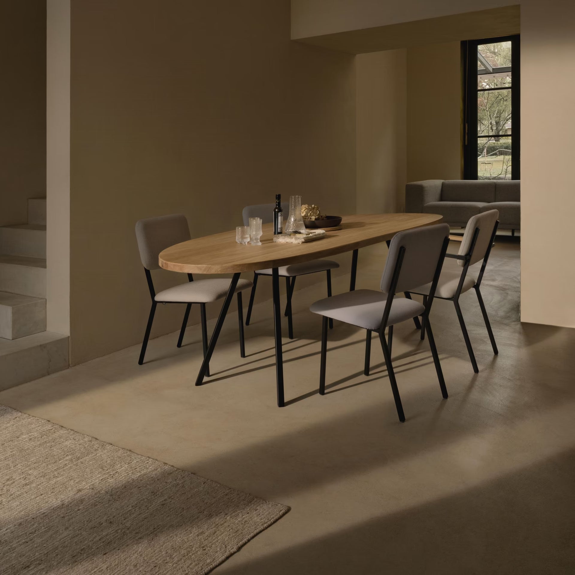 Co dining chair with armrest