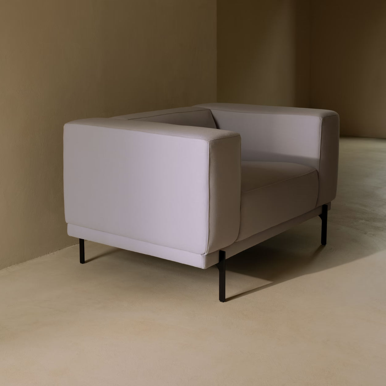 Cave armchair