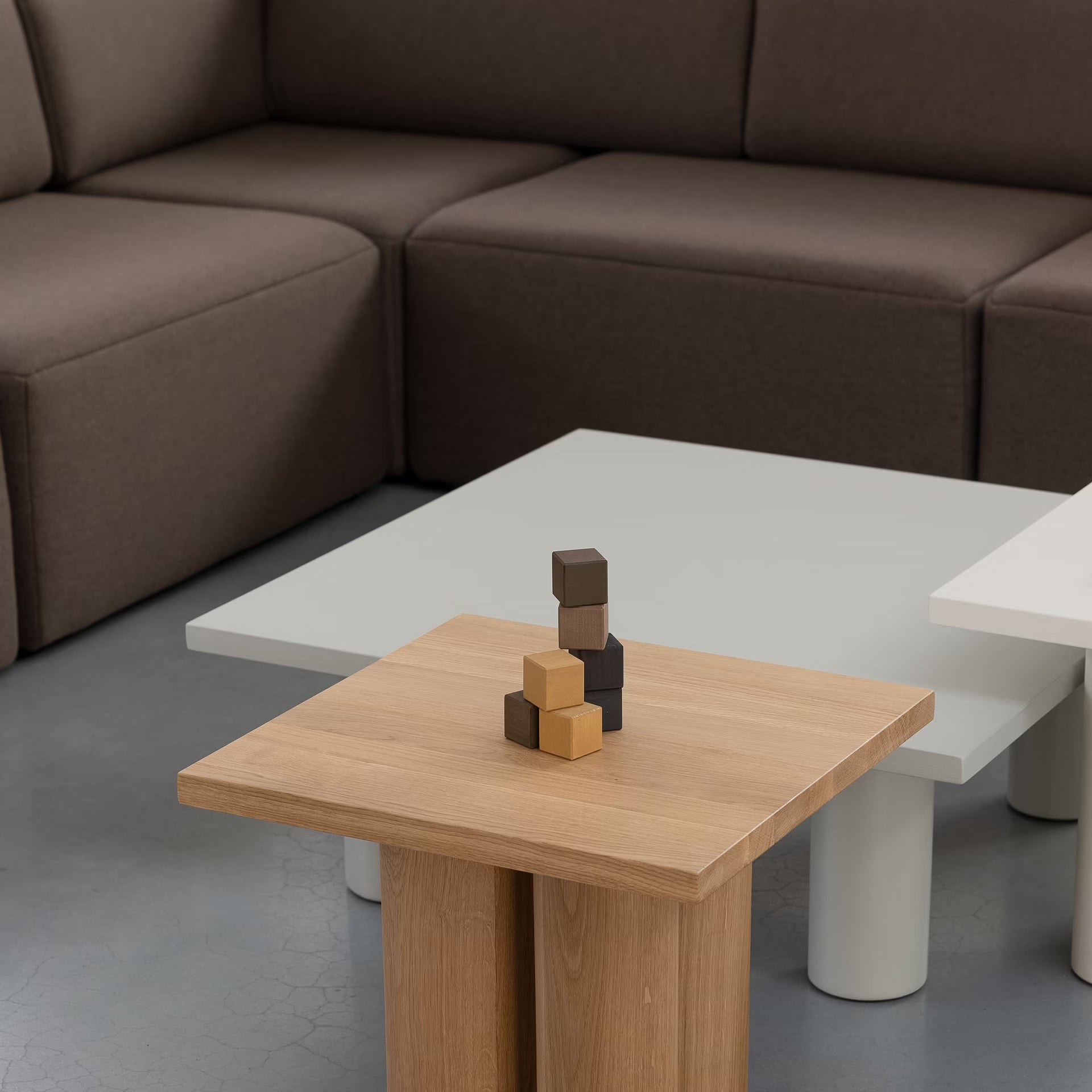 Pillar coffee table
