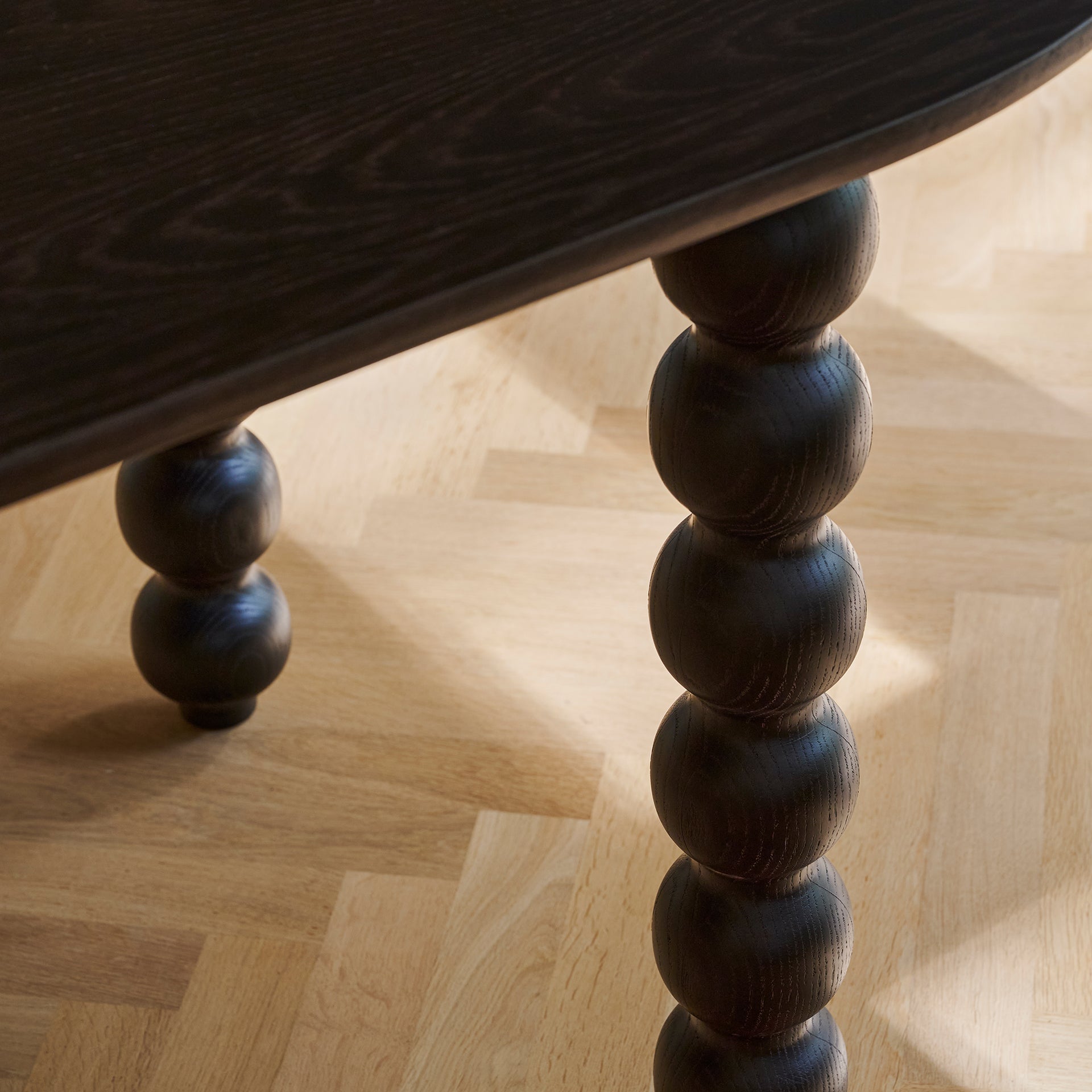 Turn dining bench Oak black stain 180cm