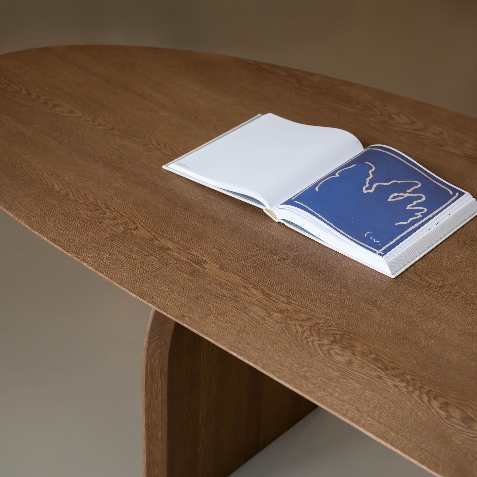 Slot Flat Oval Oak dark brown stained dining table