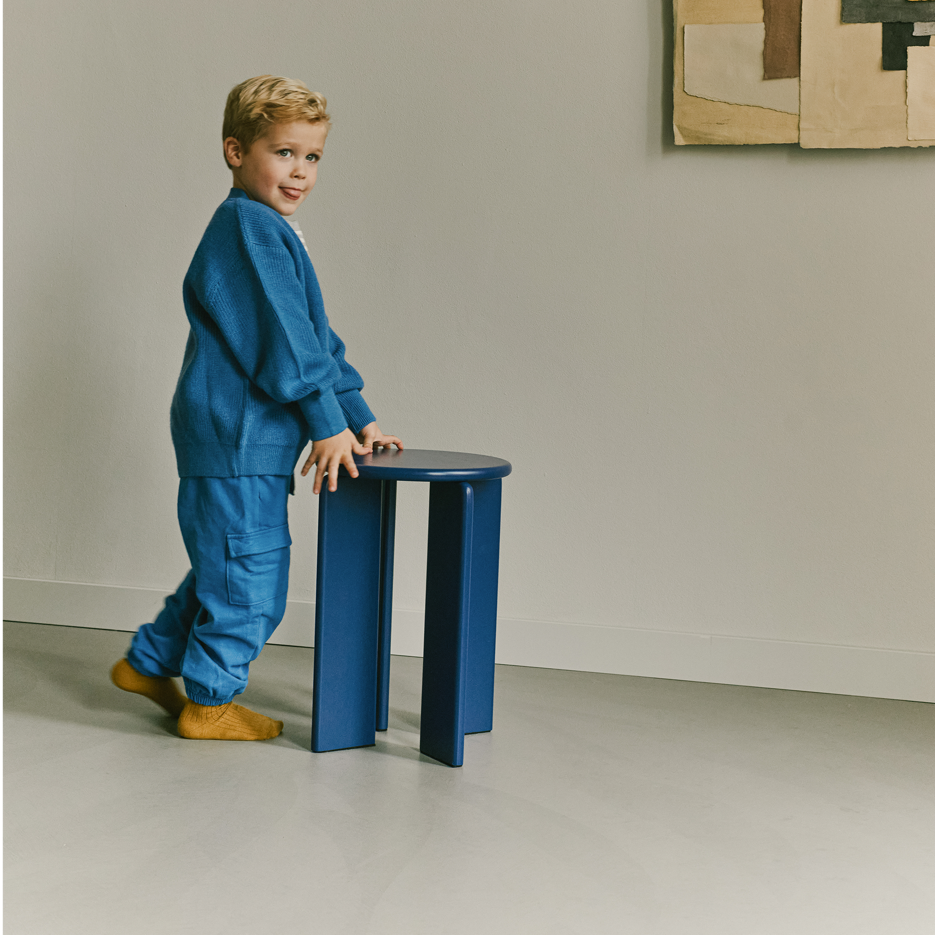 Soft coffee table